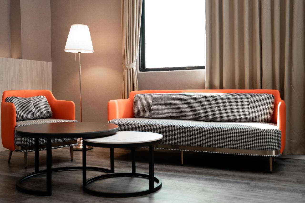 Fu Hsiang Hotel Yilan Extérieur photo