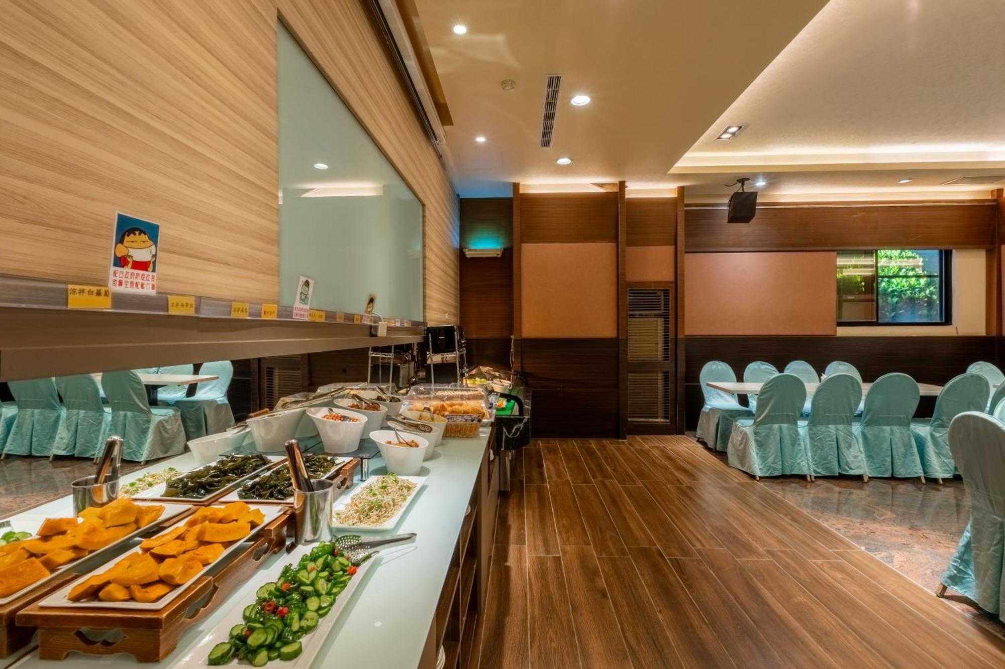 Fu Hsiang Hotel Yilan Extérieur photo