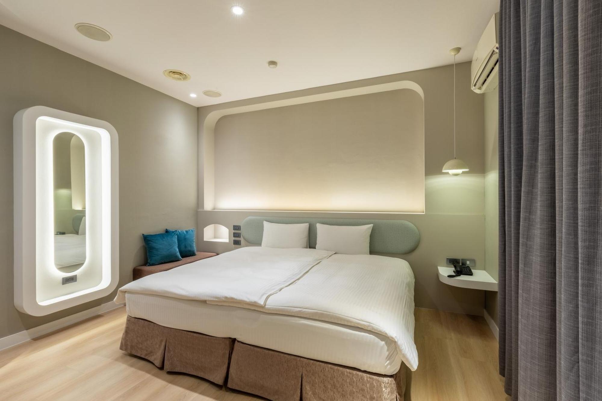 Fu Hsiang Hotel Yilan Extérieur photo