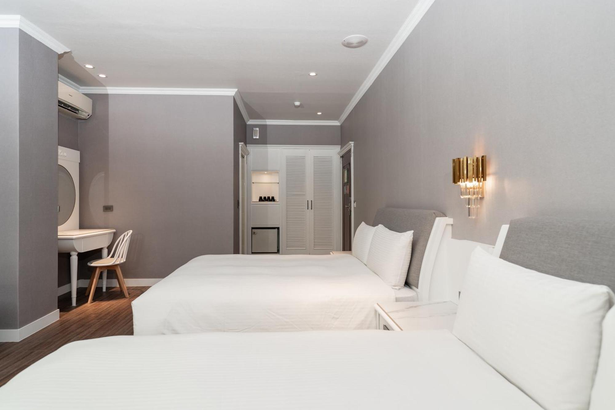 Fu Hsiang Hotel Yilan Extérieur photo