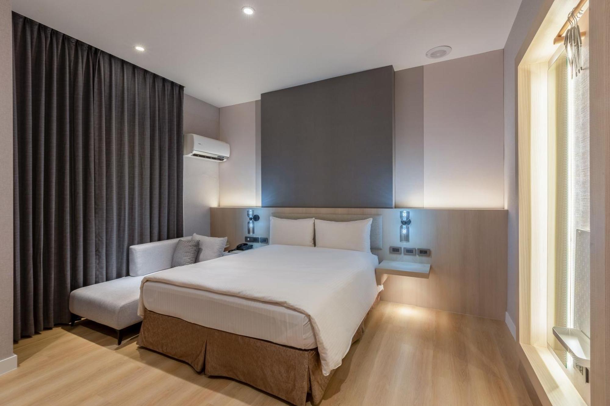 Fu Hsiang Hotel Yilan Extérieur photo