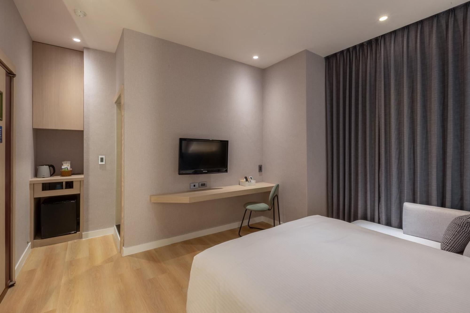 Fu Hsiang Hotel Yilan Chambre photo